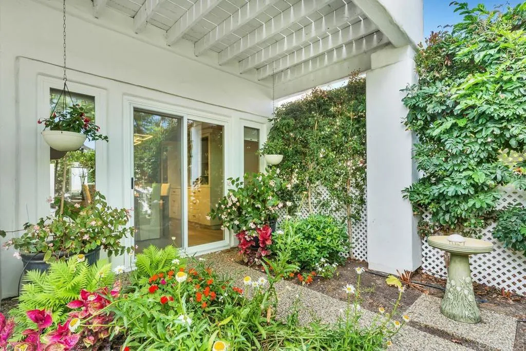 https://cdn.realtyfeed.com/cdn/127/306520423/dd7ce6909032b5de66d21f783c26e16e.webp