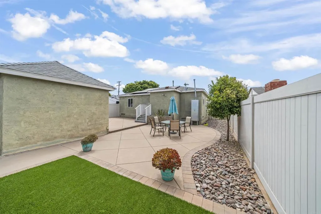 https://cdn.realtyfeed.com/cdn/127/306520450/126a91935a531c6ef462fb7b16bd4b93.webp