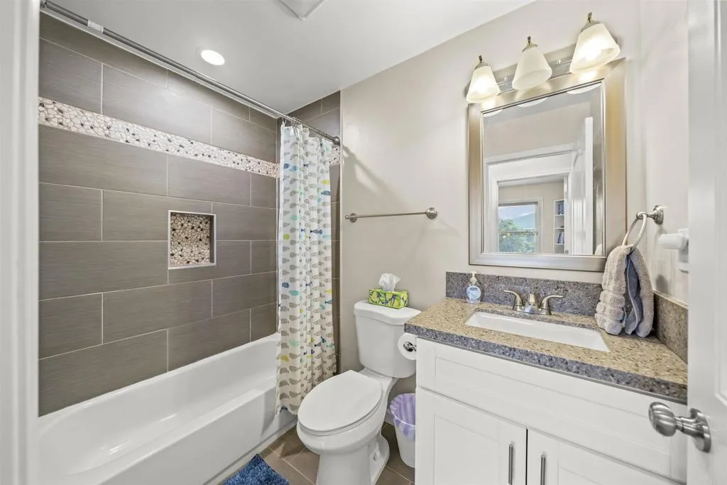 https://cdn.realtyfeed.com/cdn/127/306520450/4ed5c86bef401c3365656bdda5c0419e.webp