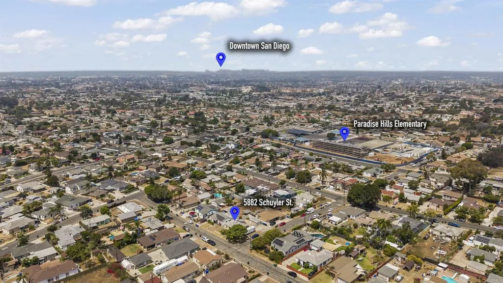 https://cdn.realtyfeed.com/cdn/127/306520450/8373fc764bc5046e23ad4cc01e263e8b.webp