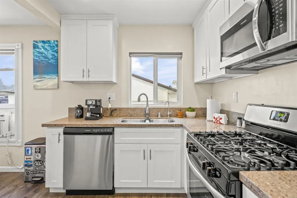 https://cdn.realtyfeed.com/cdn/127/306520450/ee1d8edd5b8795353ff9df71b36552aa.webp
