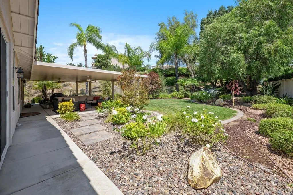 https://cdn.realtyfeed.com/cdn/127/306520456/0c34c4256c3984aebb899ab99d1d8cd3.webp