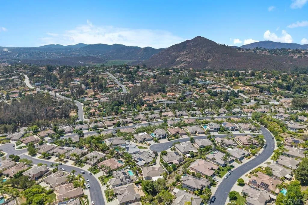 https://cdn.realtyfeed.com/cdn/127/306520456/6122619531570d737cf2f13a3361dd72.webp