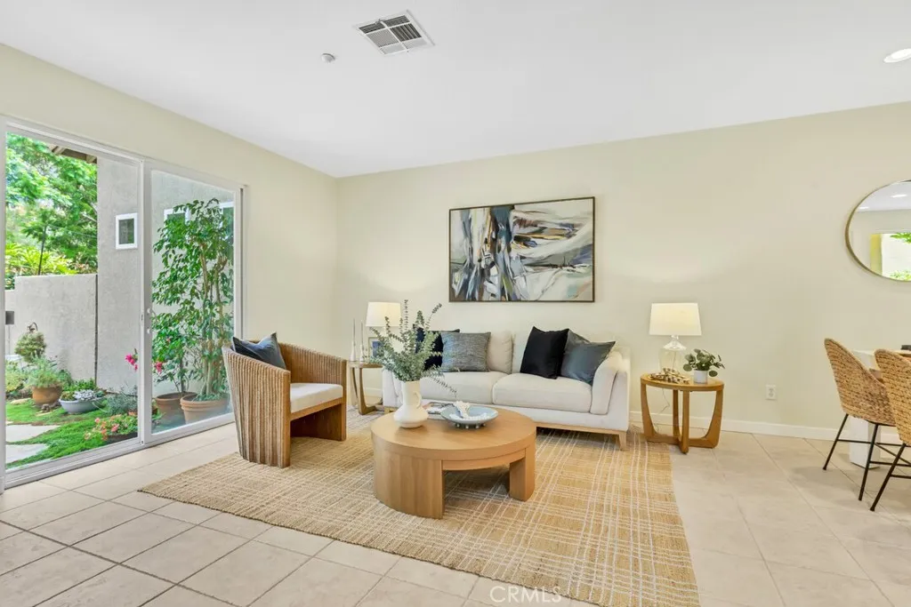 https://cdn.realtyfeed.com/cdn/127/306520460/135aef080e5d673b3fbd1394cb311a3e.webp