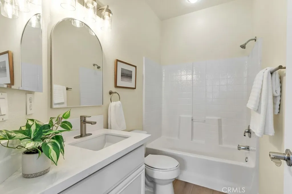 https://cdn.realtyfeed.com/cdn/127/306520460/7d0b4c6d9f9b4c71959f9558668374f9.webp