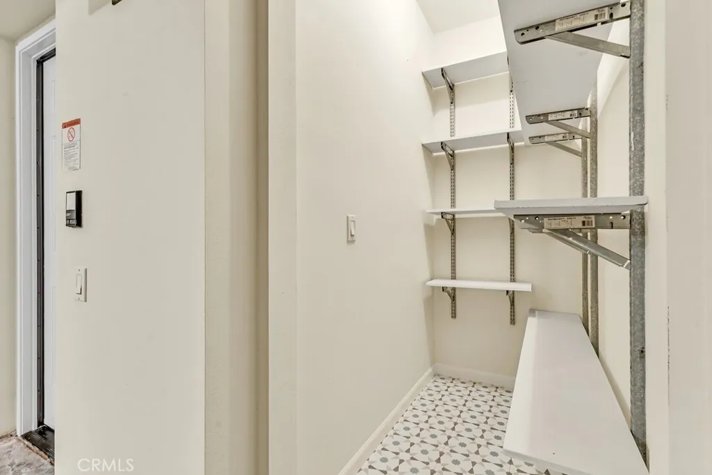 https://cdn.realtyfeed.com/cdn/127/306520460/8ad741cdf67f4e2a1a46a5aa360ccc3b.webp