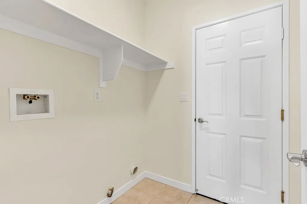 https://cdn.realtyfeed.com/cdn/127/306520460/9a41aacb46f715cf5254287acd9012f3.webp