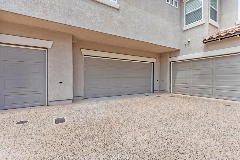 https://cdn.realtyfeed.com/cdn/127/306520460/a40571759897a9ecd03181ebc360fbbb.webp