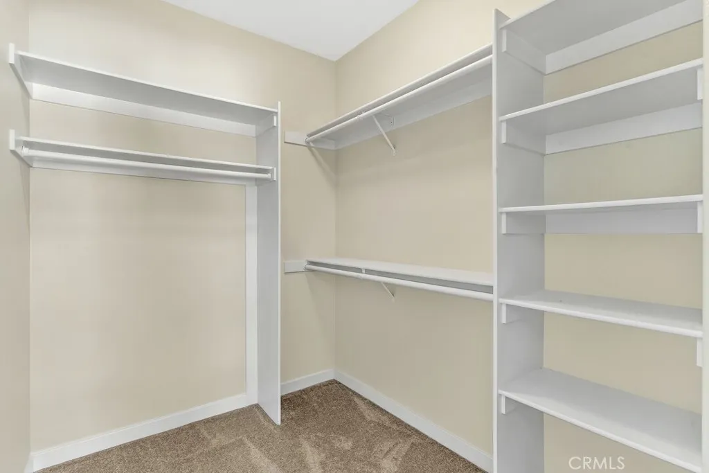 https://cdn.realtyfeed.com/cdn/127/306520460/b89a5f9552ea0cf3382c68f77bf67901.webp