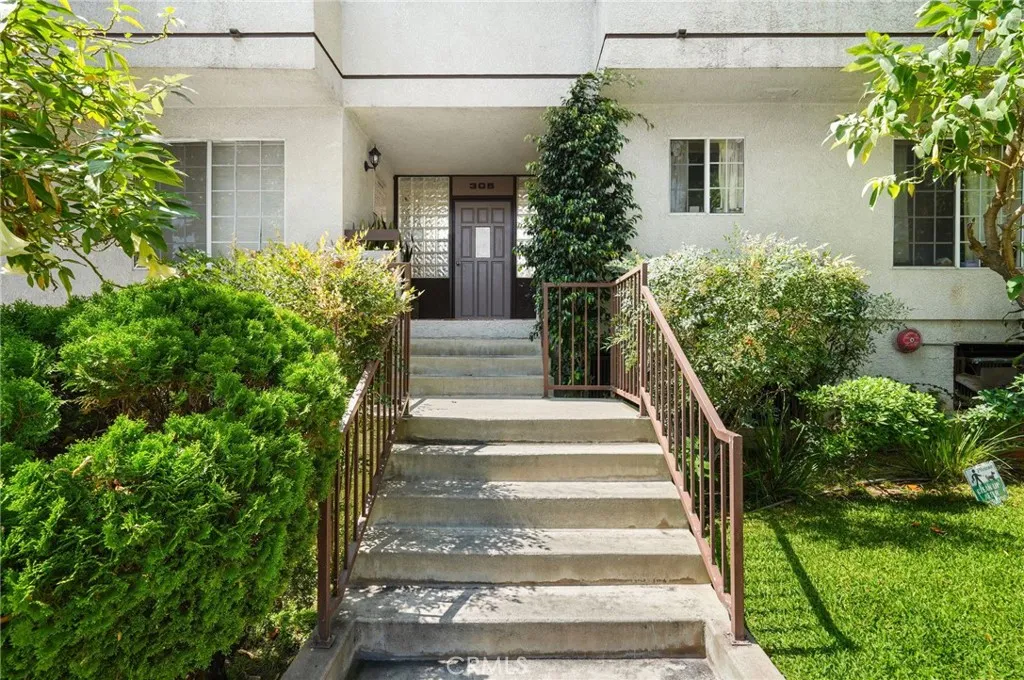 Burbank, CA 91502