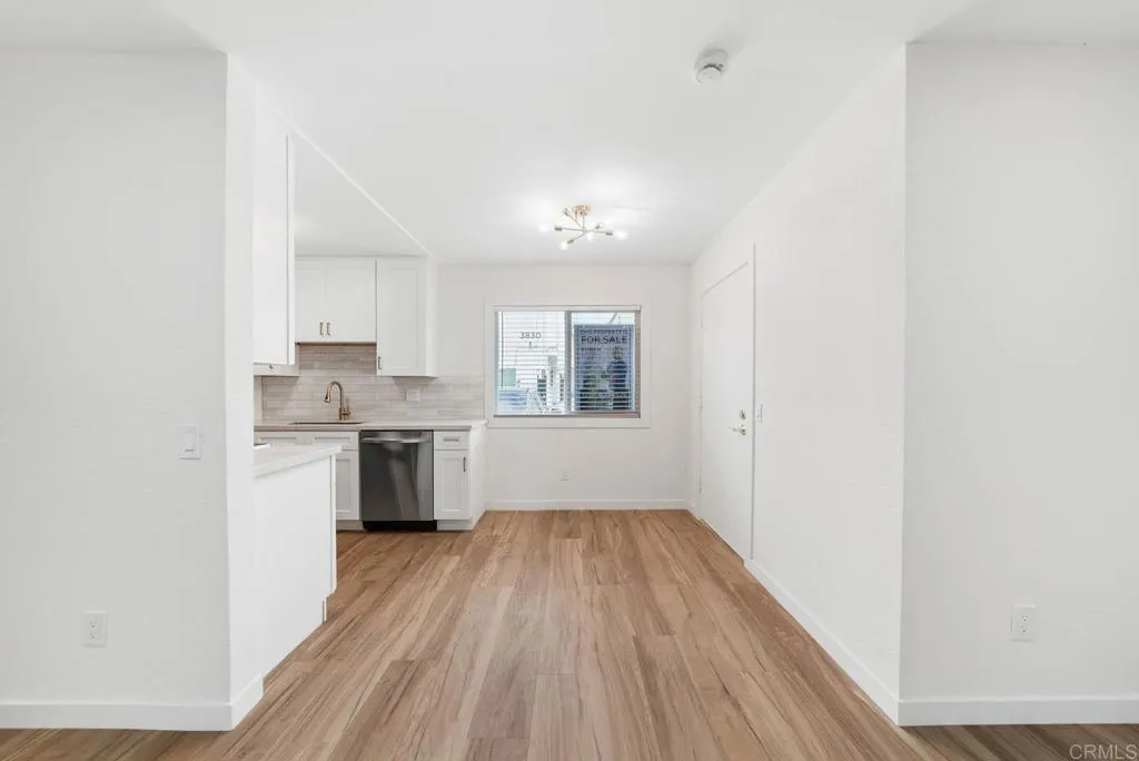 https://cdn.realtyfeed.com/cdn/127/306520474/2350dfa1670d8105cf5b71fd58426e16.webp
