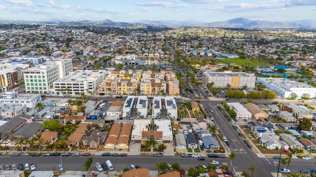 https://cdn.realtyfeed.com/cdn/127/306520474/612ed54a7192f82aeeb9bb98e4cab0a9.webp