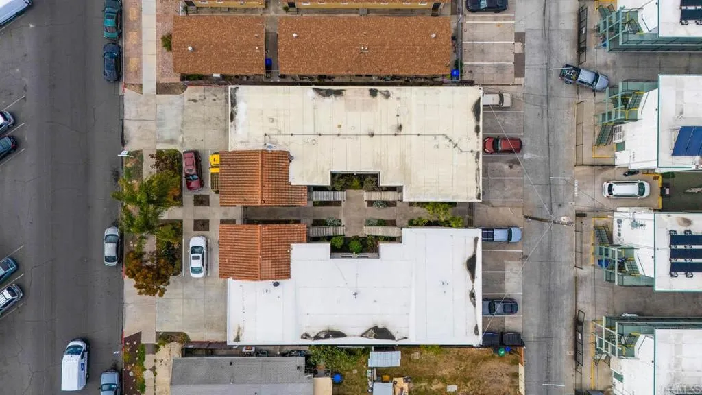 https://cdn.realtyfeed.com/cdn/127/306520474/748af327b478af2de9cc8254f75fd67f.webp