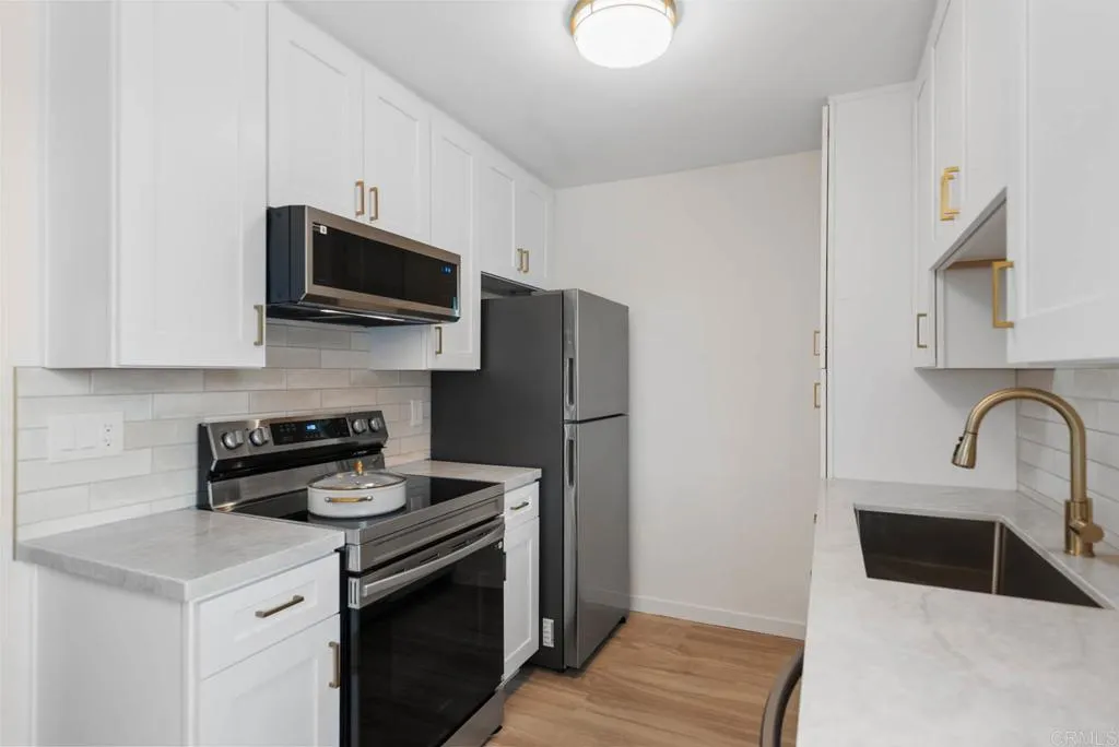 https://cdn.realtyfeed.com/cdn/127/306520474/fa904d6817779c46f37d5a7143d30571.webp
