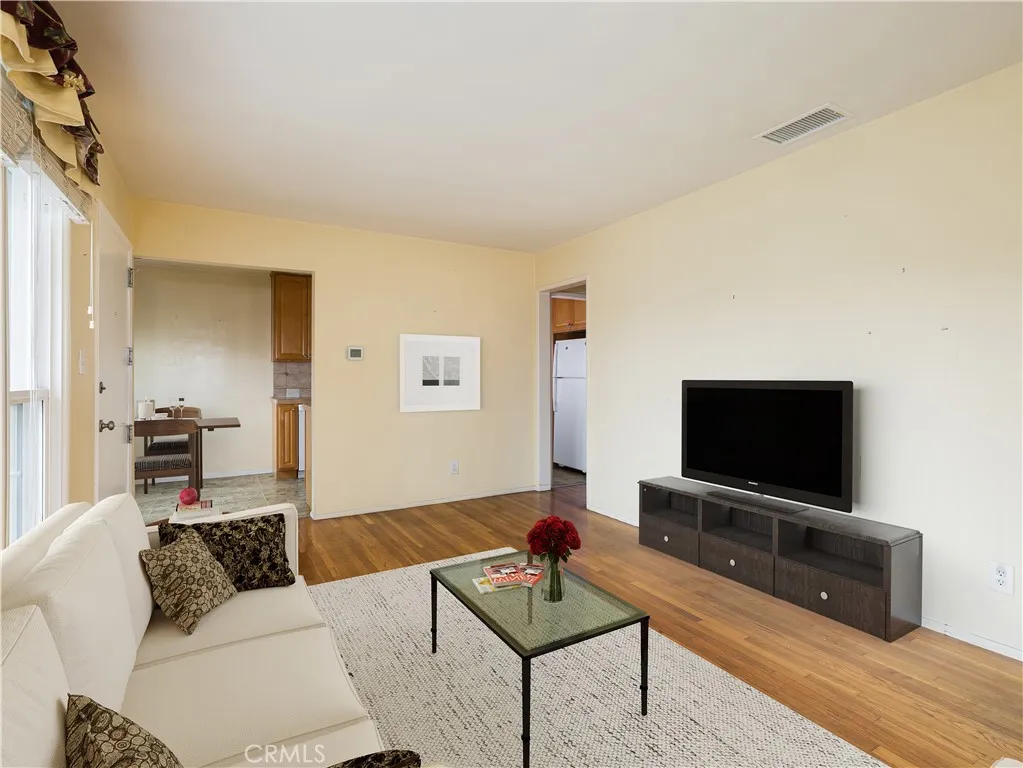 931 Hillcrest Street, El Segundo, CA 90245 - Photo 3 of 17, El Segundo, CA