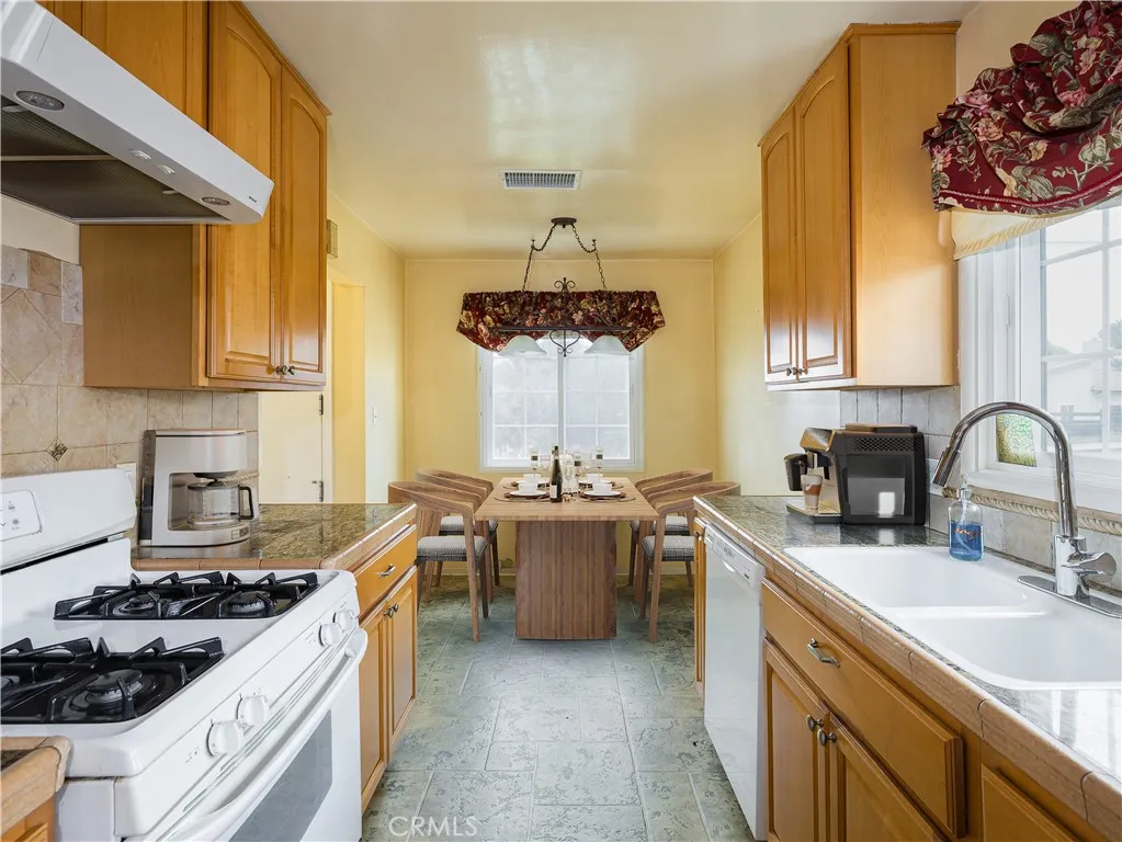 931 Hillcrest Street, El Segundo, CA 90245 - Photo 5 of 17, El Segundo, CA