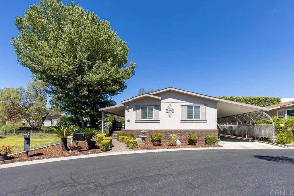 https://cdn.realtyfeed.com/cdn/127/306520499/2d7c728be56254a17417b1987eb15905.webp