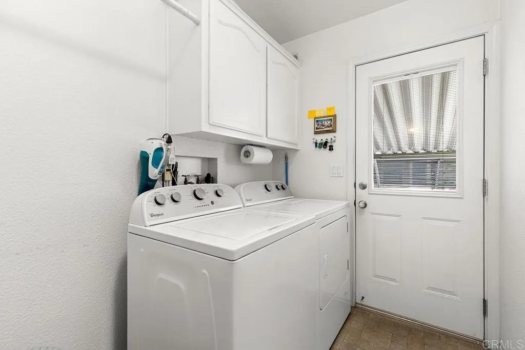 https://cdn.realtyfeed.com/cdn/127/306520499/820fd8b7b9507c82b6139169487714dc.webp