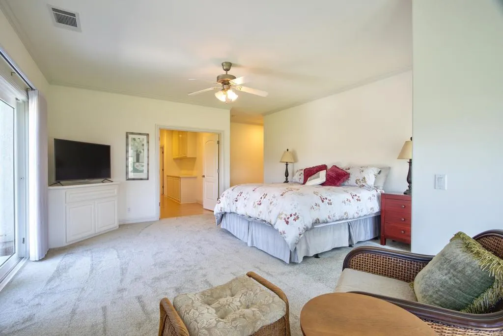 https://cdn.realtyfeed.com/cdn/127/306520500/7ceb5b5ec6fbfbe34839911fbc5c041c.webp