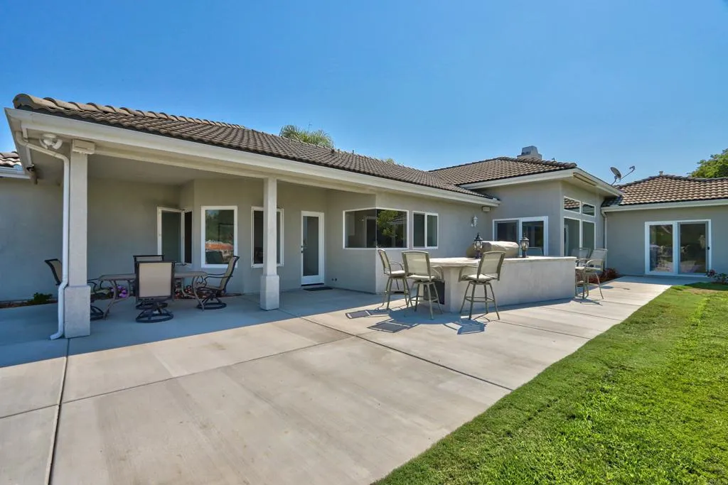 https://cdn.realtyfeed.com/cdn/127/306520500/f0047ffa9180373f1233e40650c47c0a.webp