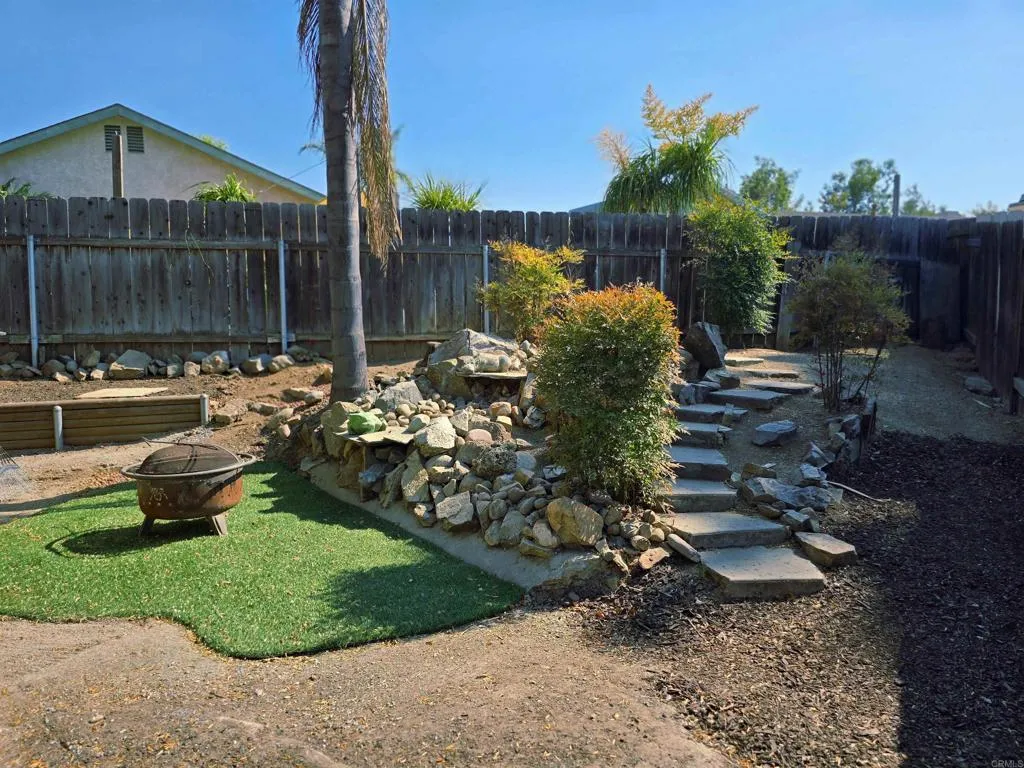 https://cdn.realtyfeed.com/cdn/127/306520503/0bd6df59d866a2f8fd14b6abbd08ec48.webp