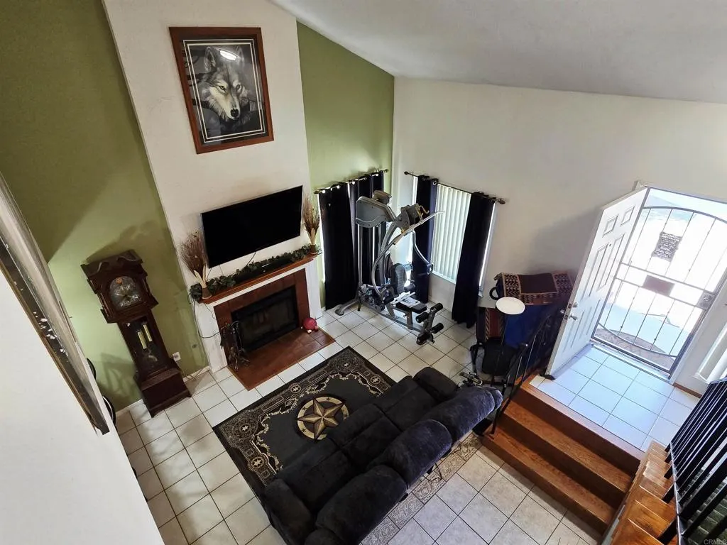 https://cdn.realtyfeed.com/cdn/127/306520503/a9aac0bc286b3d0340c2da8097ca0ce1.webp