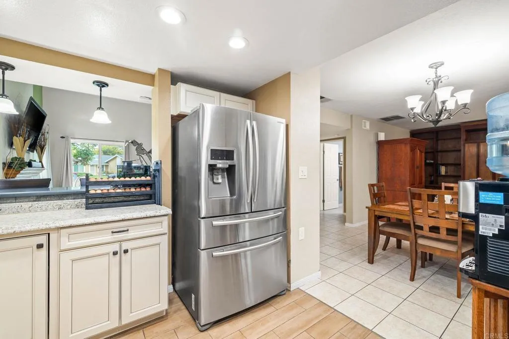 https://cdn.realtyfeed.com/cdn/127/306520503/cbb5b5f8e5b4267a3b1ddf5d2b388151.webp