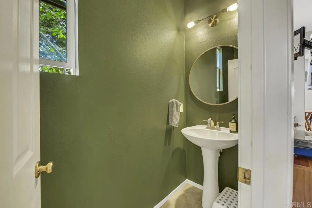 https://cdn.realtyfeed.com/cdn/127/306520523/3954b8132c9f016d614351fc54b1cf3d.webp