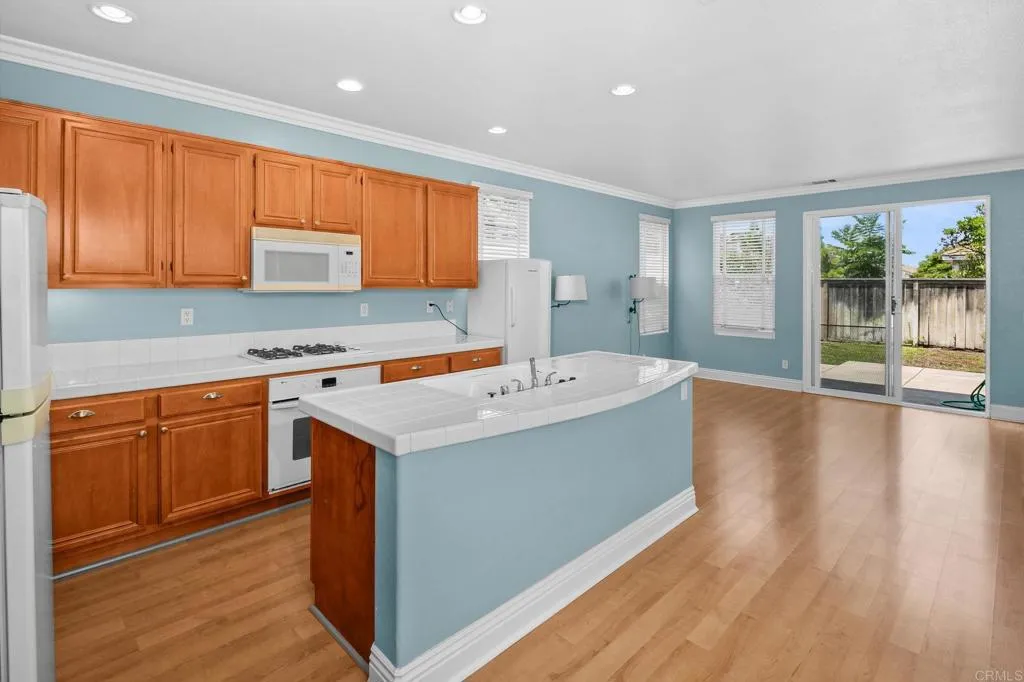 https://cdn.realtyfeed.com/cdn/127/306520547/86ed939df70d4bd462d4b0eb2e1cdb36.webp