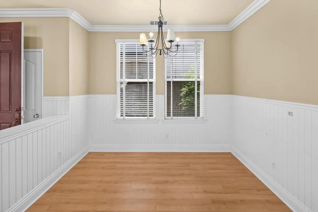https://cdn.realtyfeed.com/cdn/127/306520547/ae054639ba61c2ee5c40e60445f04393.webp