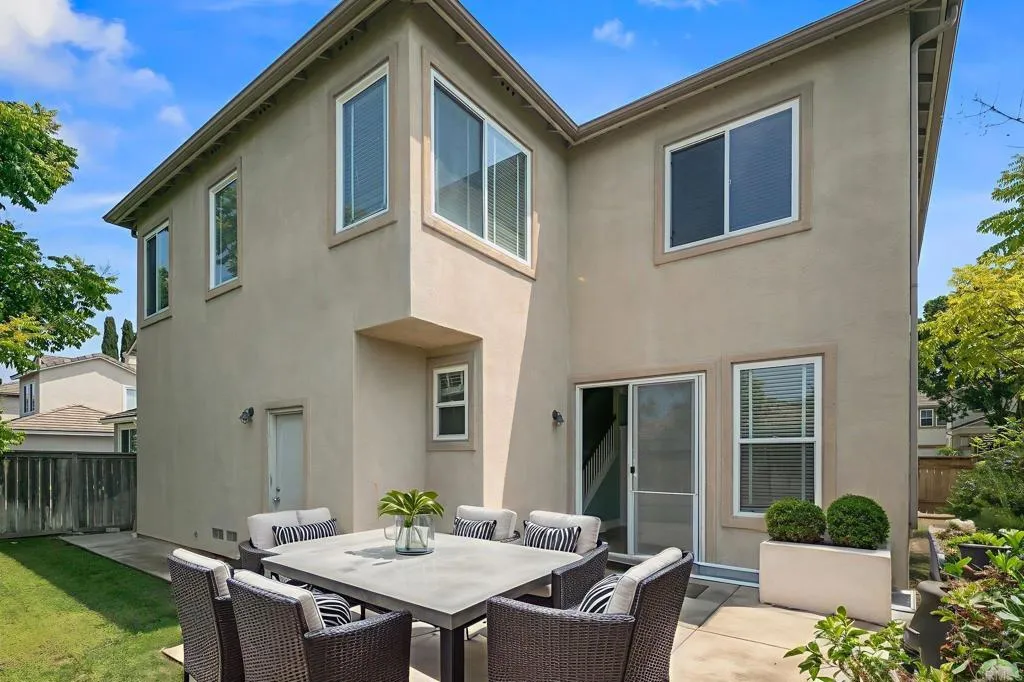 https://cdn.realtyfeed.com/cdn/127/306520547/bdb5371b4833e70df984cab48eb0f1d8.webp