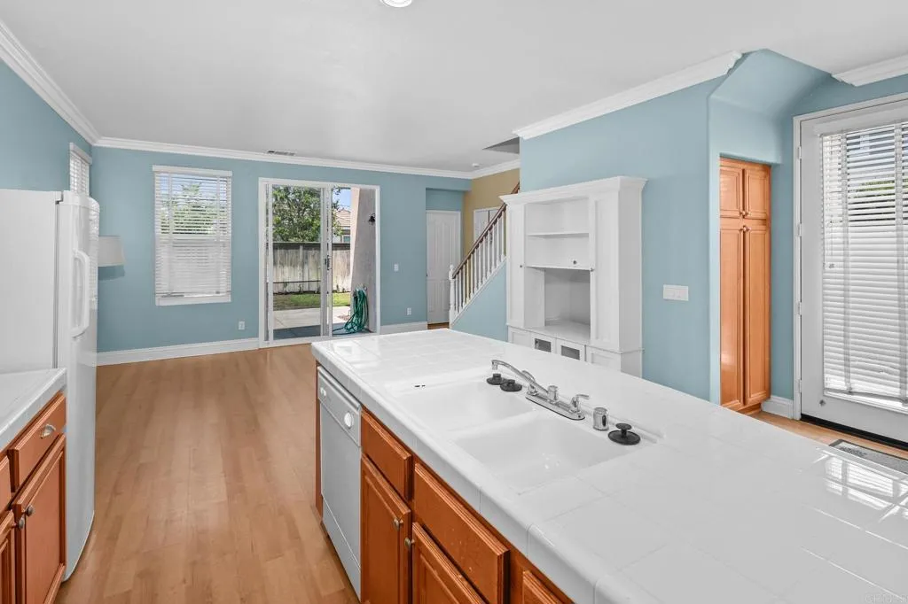 https://cdn.realtyfeed.com/cdn/127/306520547/d9a0919a0360c7743c5fa96136a9ede4.webp