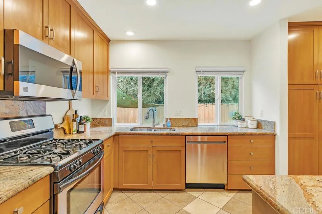 https://cdn.realtyfeed.com/cdn/127/306520559/84e843914bf771d06573397ef25b05bc.webp