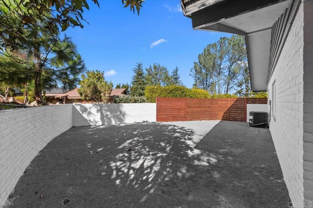 https://cdn.realtyfeed.com/cdn/127/306520609/43f46062872ed1b98e0ff45f3fb565f4.webp