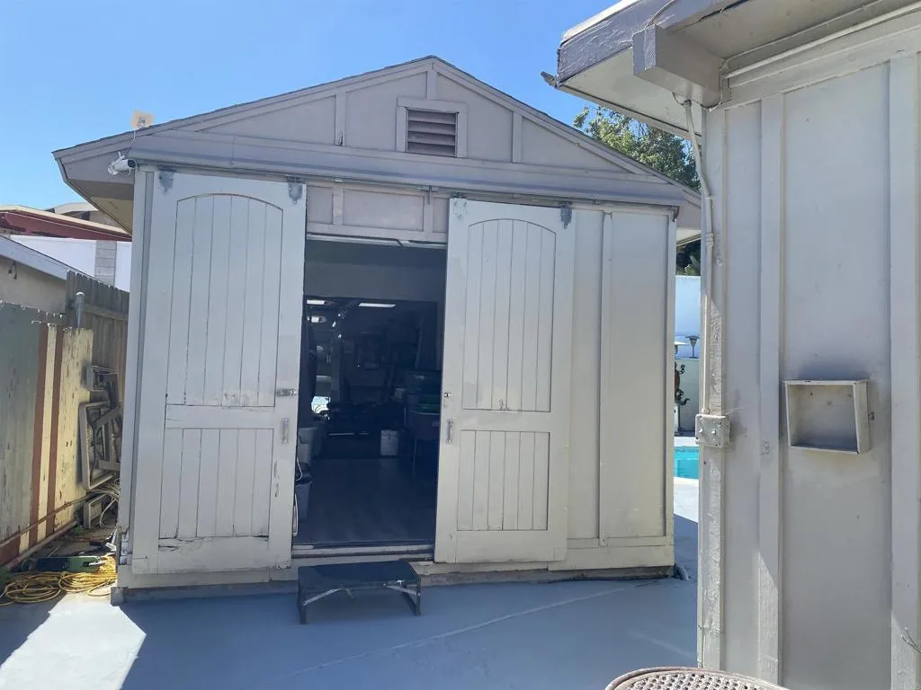 https://cdn.realtyfeed.com/cdn/127/306520660/0197c46b9d33dbdeee3768a7957b23de.webp