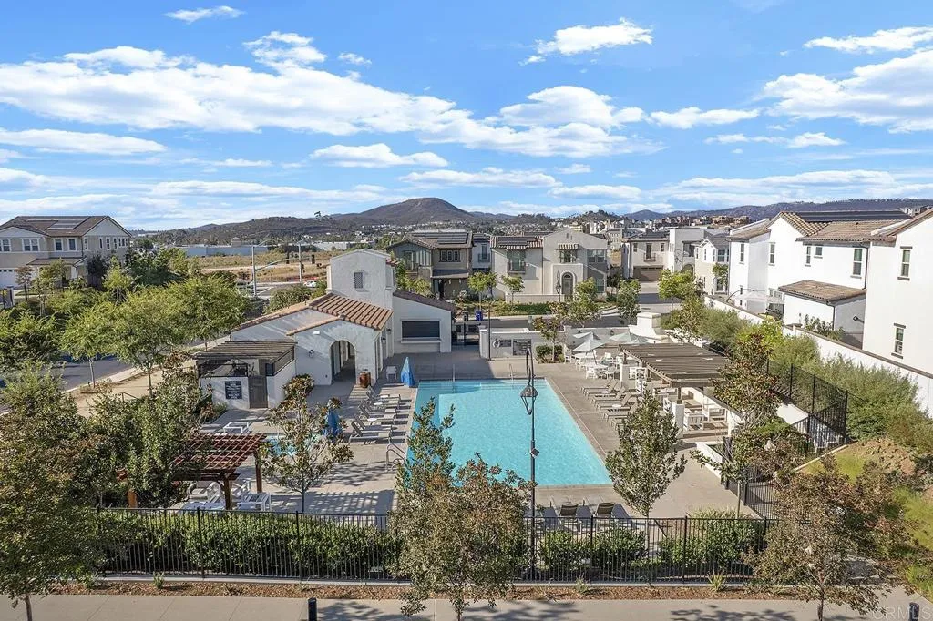 https://cdn.realtyfeed.com/cdn/127/306520673/1c714825157fbaebb521eedfba2f00c8.webp