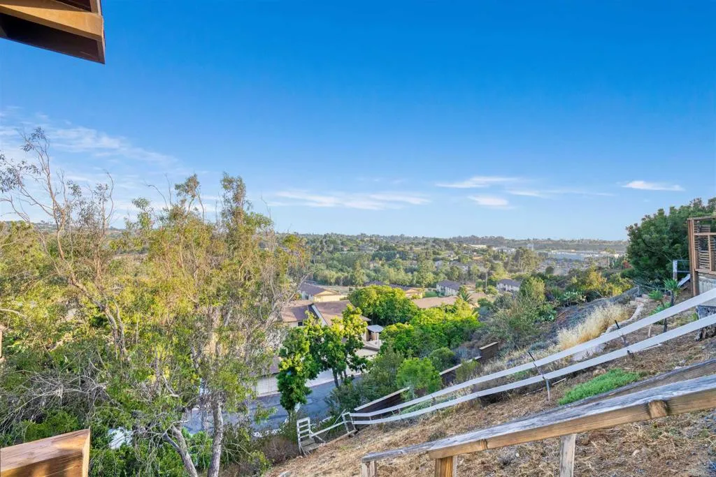 https://cdn.realtyfeed.com/cdn/127/306520780/719f972117bda5f85b8f558350d53b38.webp