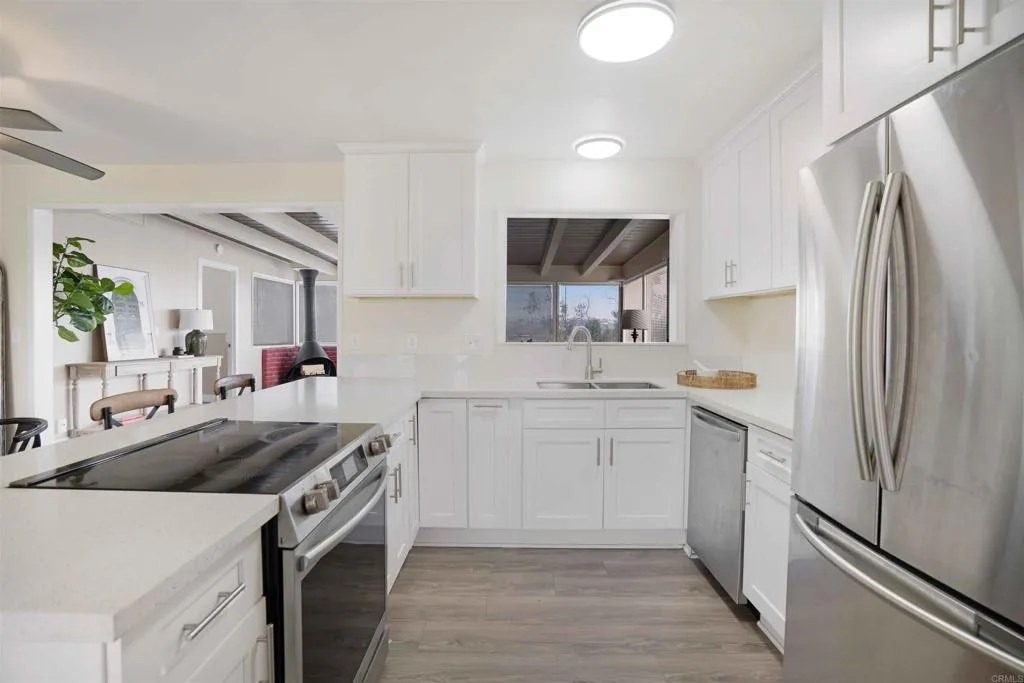 https://cdn.realtyfeed.com/cdn/127/306520780/fc6abf882e2aa0f1adb5053203dadde7.webp