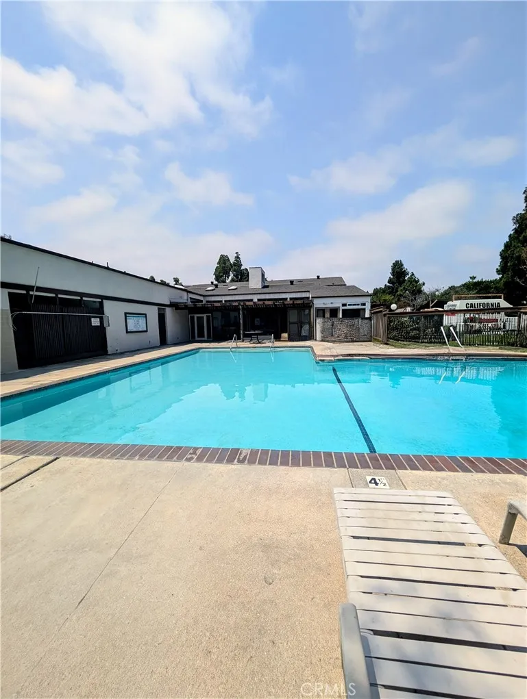 https://cdn.realtyfeed.com/cdn/127/306520812/604ca5751456ab196edf4d2e4eb99ccf.webp