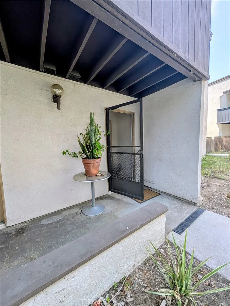 Photo #2: IG25184201 Listing 