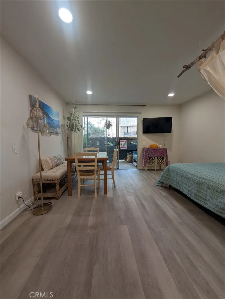 https://cdn.realtyfeed.com/cdn/127/306520812/efde9ce6dcc5960b0af49829773f2f4b.webp