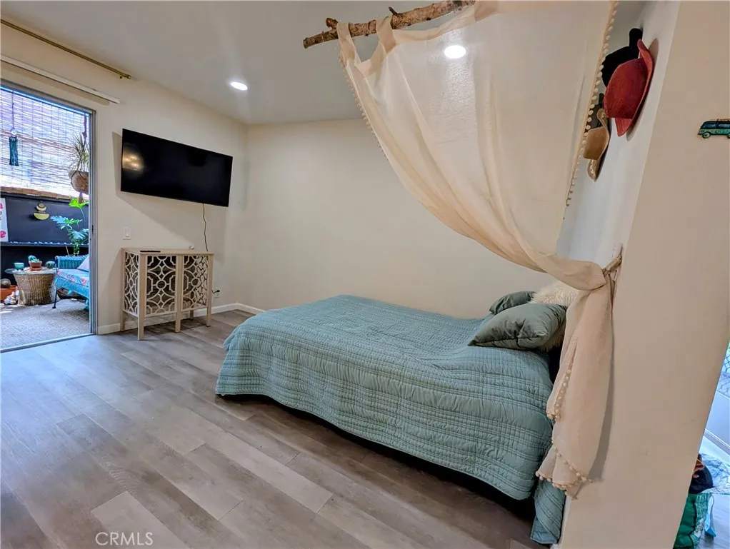 https://cdn.realtyfeed.com/cdn/127/306520812/f79aad425ed251cc88efbeeba854df38.webp