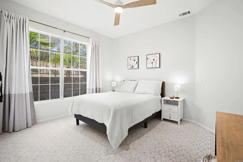 https://cdn.realtyfeed.com/cdn/127/306520849/00a49e0e3f084cdd89b237c09f8b2be3.webp