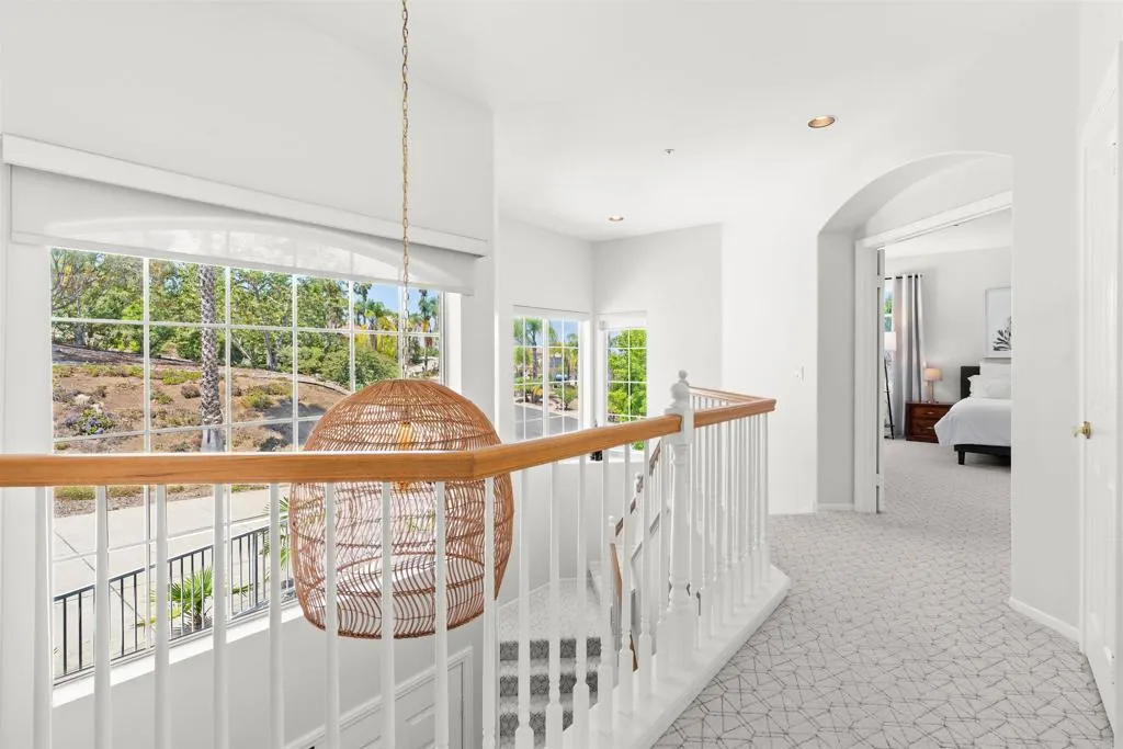 https://cdn.realtyfeed.com/cdn/127/306520849/5be2afd048aa526e0448702bbdf5c0d0.webp