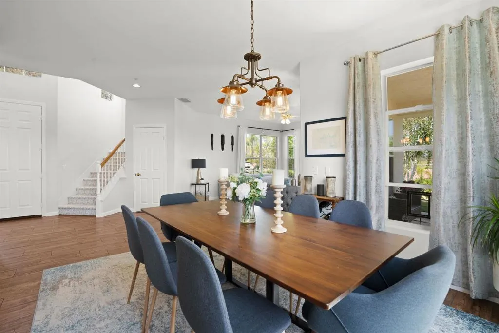https://cdn.realtyfeed.com/cdn/127/306520849/5e9c8ab4108002e61f6a1b9b4d35e4e8.webp