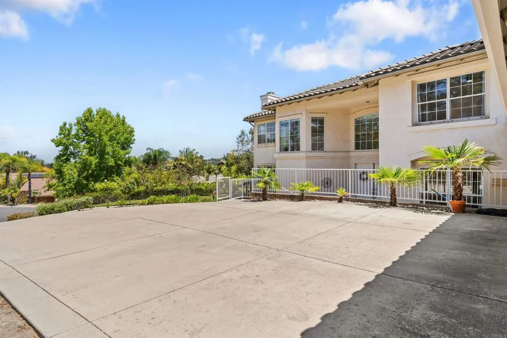 https://cdn.realtyfeed.com/cdn/127/306520849/6d6602ec2e391719ec88f5ac3279c1d1.webp