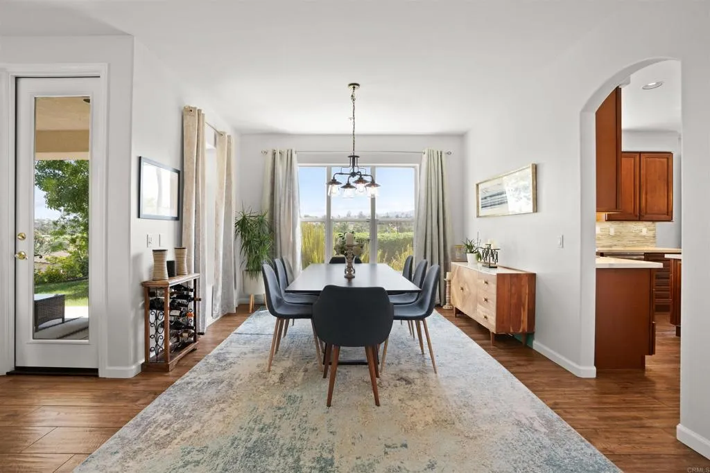 https://cdn.realtyfeed.com/cdn/127/306520849/8b45d238c907f332e0222a233622f3e5.webp