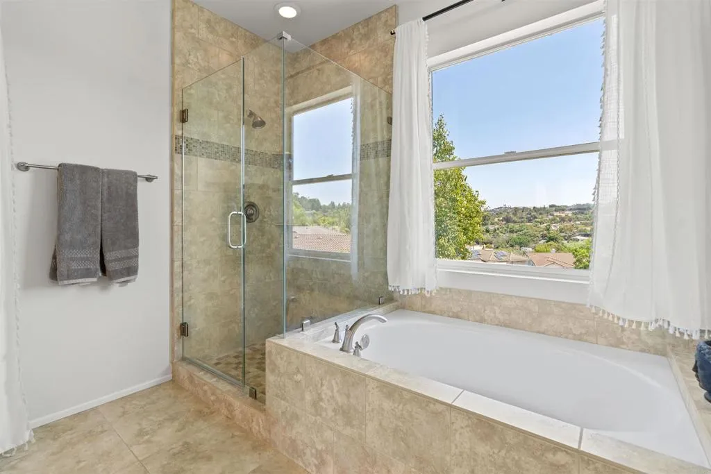 https://cdn.realtyfeed.com/cdn/127/306520849/d5582fd0dfdb7b5eefb4546cf473d49a.webp