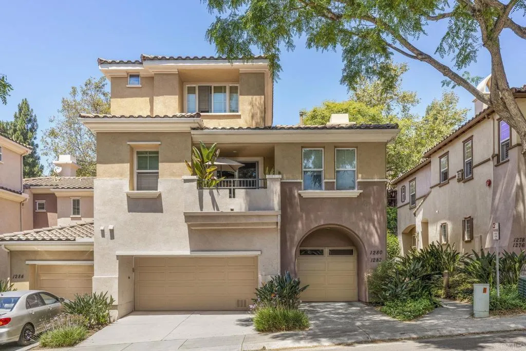https://cdn.realtyfeed.com/cdn/127/306520969/228359d0924aa62067cedd7e689a80f6.webp