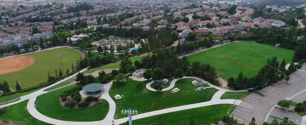 https://cdn.realtyfeed.com/cdn/127/306520969/50c08b56ac68e16e20ba72d0e5ee8c66.webp